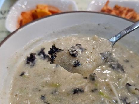Sokcho Potato Ongsimi Restaurant - A Perfect Guide to 30 Years of Tradition at Gamnamujip