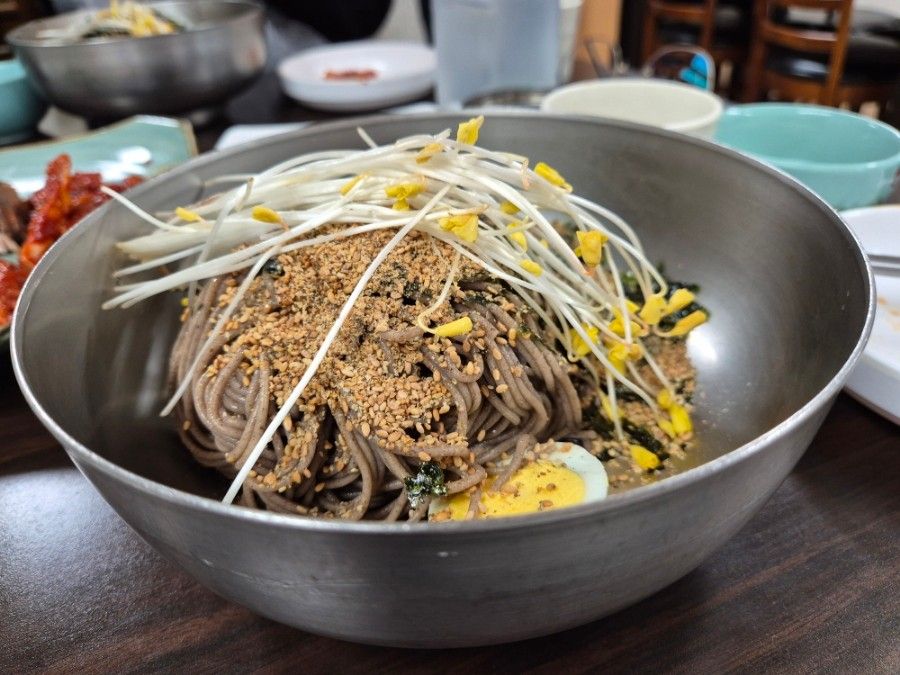 속초 현지인만 아는 토면 맛집 - 청대리막국수 100% 메밀의 진짜 맛